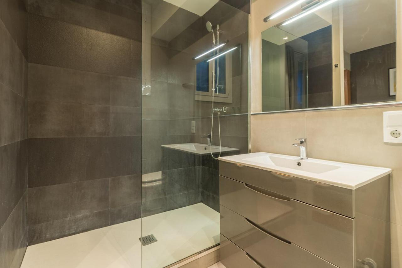 דירות ברצלונה Key Paseo De Gracia Gaudi Y Miro מראה חיצוני תמונה